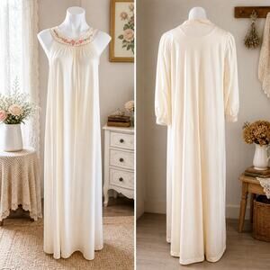 Lorraine Peignoir Set Vintage Cream Nylon Floral Lace Cottagecore Bridal Sz S